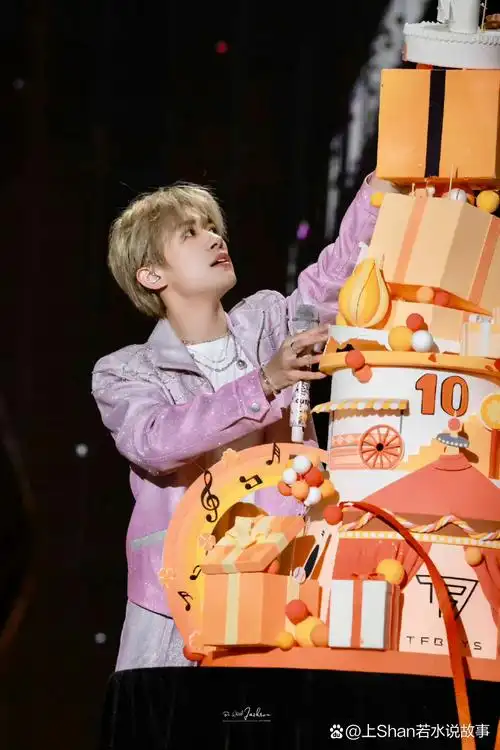 金发千玺简直就是仙品