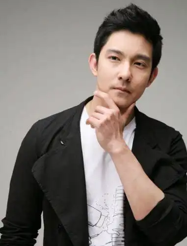 天国的嫁衣男主立威廉堪称偶像剧王子今娶圈外妻子生活幸福