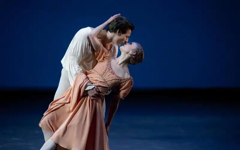 【芭蕾】真爱不死 罗密欧与朱丽叶阳台双人舞-nicoletta manni,marco