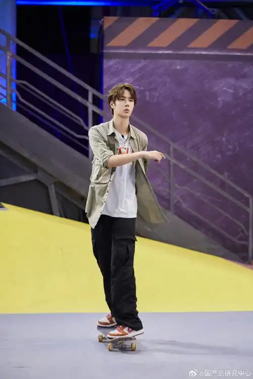 王一博体重只有125斤