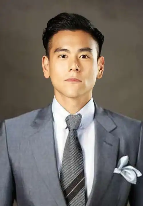 有没有彭于晏证件照高清的那种 想洗出来放手机了夹着嘿嘿? - 知乎