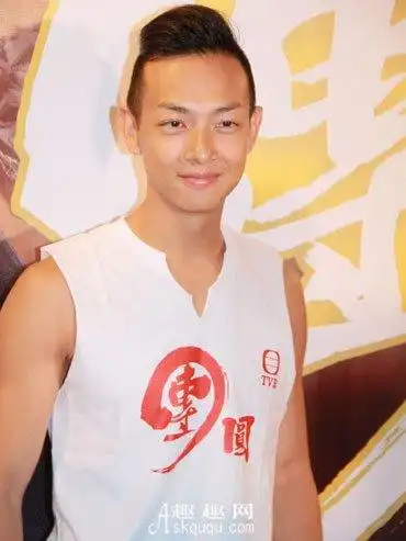 梁烈唯个人资料梁烈唯老婆身高