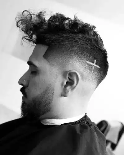 发型欣赏流行三面光潮男发型