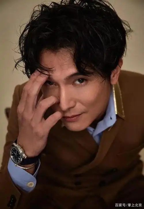 唐嫣诞下双胞胎?"万人斩"邱泽开始洗白,娱乐圈渣男变形计