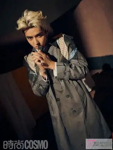 吴亦凡时尚cosmo双封面摩登帅气风格酷炫吸睛