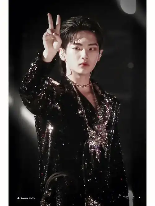 好喜欢的a南总@vvvvvv周震南#周震南  #周震南壁纸