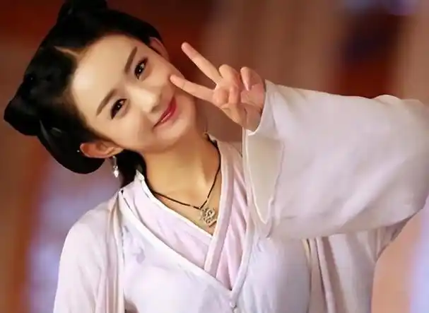 董洁的法令纹,赵丽颖的鱼尾纹,女明星的焦虑危机!