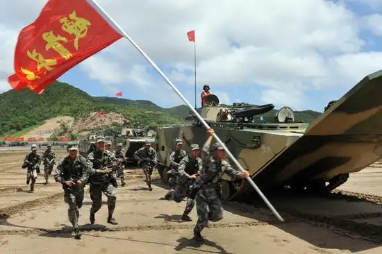 冲锋陷阵,六连战士心中装有打赢使命