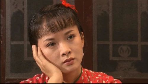 大宅门里的李香秀一个抱狗的丫头凭什么这么拽