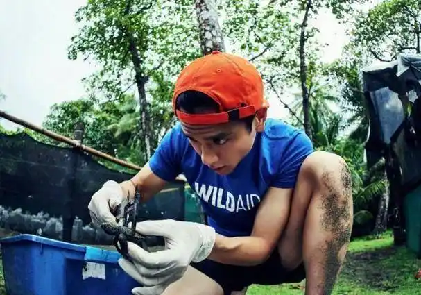 原创邓超和彭于晏晒照这次是终于是兄弟不是父子了