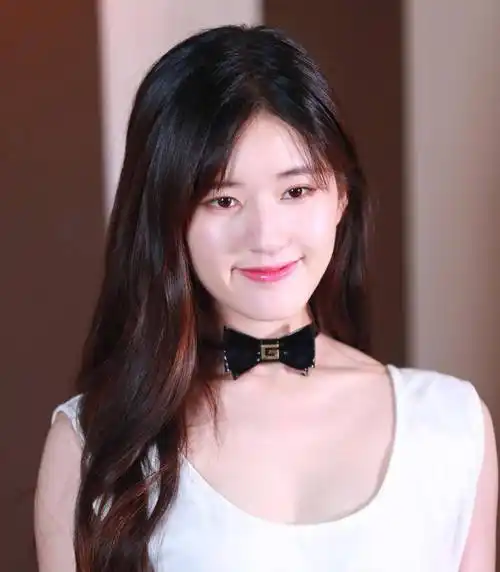 原创赵露思晒无滤镜自拍七字霸气回应p图争议不愧是赵丽颖20