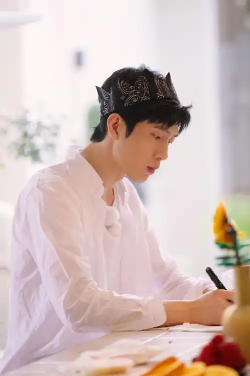 井柏然超话#井柏然朋友请听好2#是结束,亦是开始.