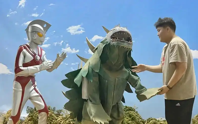 艾斯奥特曼翻拍花絮来了!感谢大家支持_哔哩哔哩_bilibili