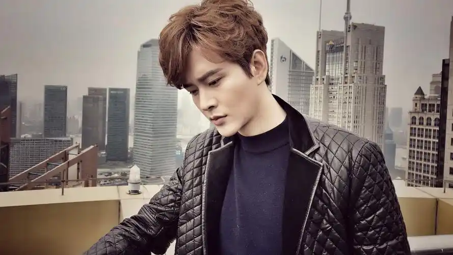 内地演员黄明时尚高清壁纸-大陆明星-手机壁纸下载-美桌网