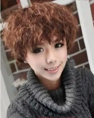 女生锡纸烫短发发型图片