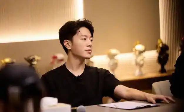 中隐藏一位"低调"歌手,曾在金曲奖赢过林俊杰李荣浩|歌曲|韦礼安|线上