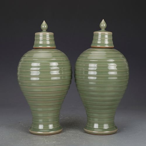 宋龙泉窑梅子青釉梅瓶 古董古玩老物件宋瓷收藏