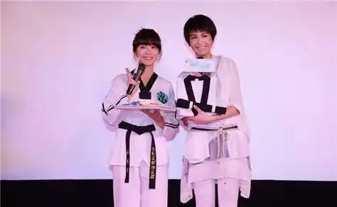 胡冰卿和胡玉洁姐妹两个都按着自己的心意选择了未来的道路,如今两人