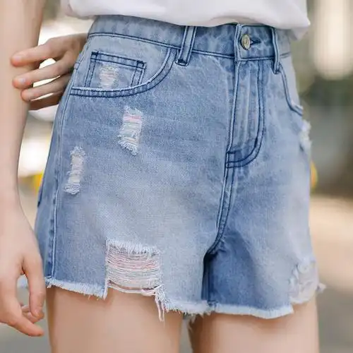 茵曼女夏水洗全棉散边休闲显瘦短裤破洞个性提臀牛仔裤女