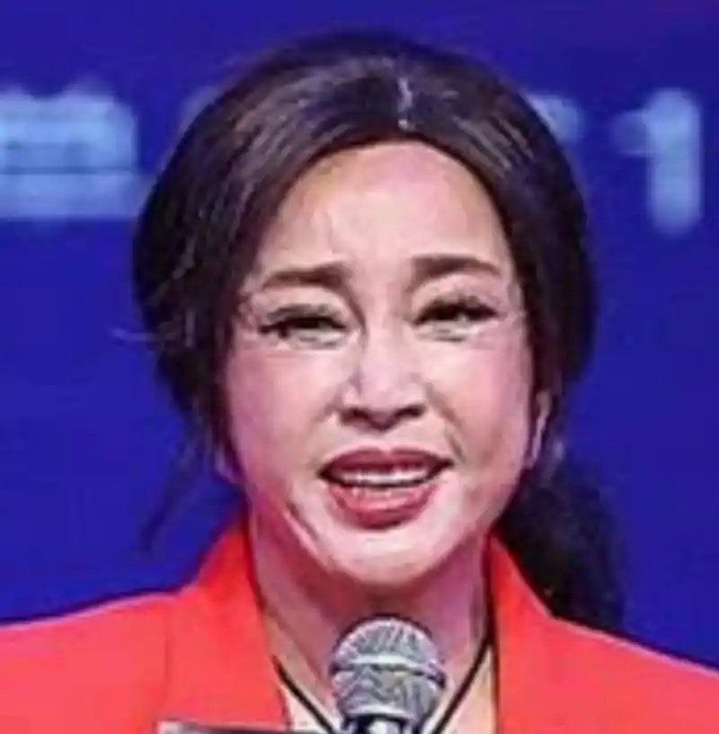 一部武则天让40岁的刘晓庆从18岁演到了82岁,扮起18岁天真浪漫的少女