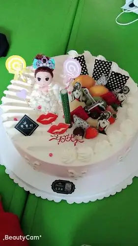 祝:张梦菡小美女生日快乐!茁壮成长!