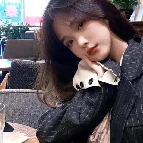 优质女生头像成年人