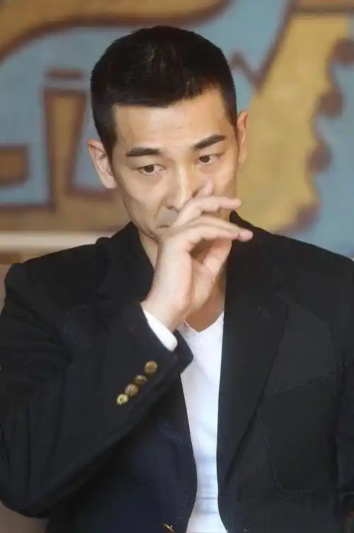 原创赵文卓梅艳芳是他爱情的羁绊她走后赵文卓脱胎换骨了