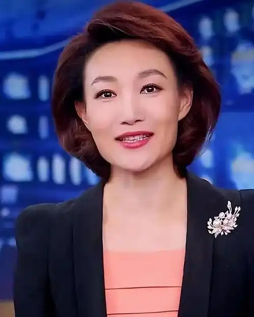 综艺|李梓萌|女主播|国际时讯|大批艺人|中国中央电视台_网易订阅