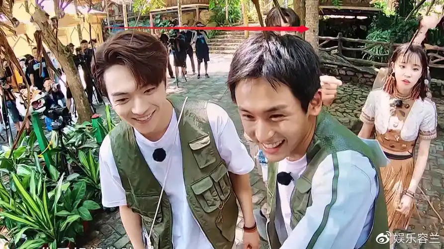 许凯上跑男和182董思成181张哲瀚同框这身高差没人谎报我不信