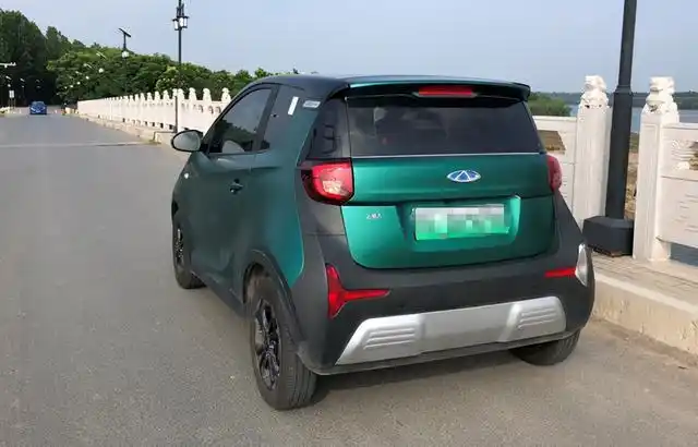 手握5万能买的新能源车,奇瑞,上汽,五菱各一款,最低才2万多