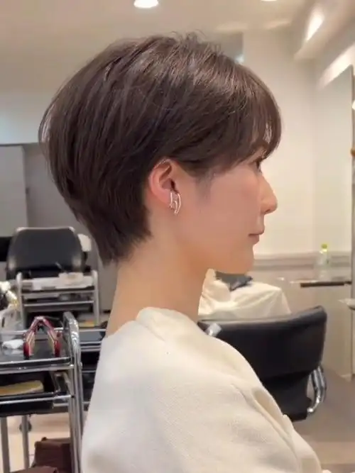 不用打理的挂耳短发太适合了短发也可以精致