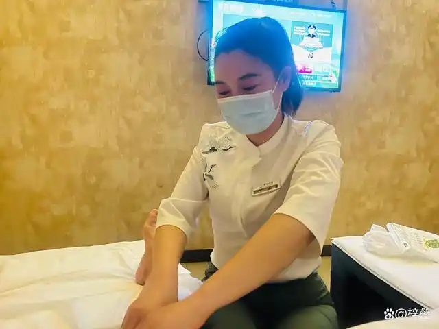 想去做足疗,但又担心足疗店不正规,怎样判断足疗店是不是正规的