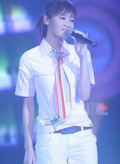 10位超女现状:李宇春患病,何洁卑微求上浪姐,有人沦为出租司机