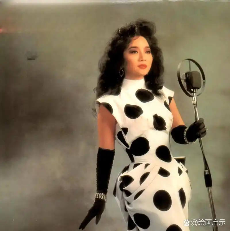 乐坛传奇徐小凤:歌声永存,精神不灭 在华语乐坛的浩瀚星空中,徐小凤以