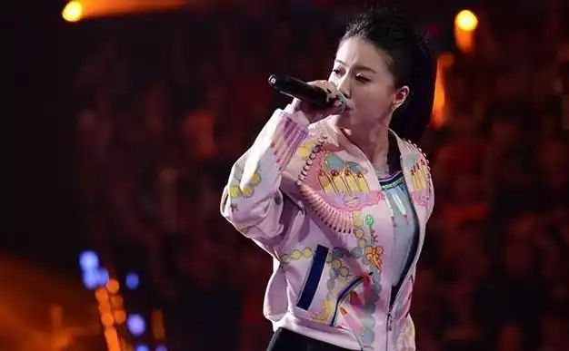 却嫁给爱奇艺总裁,34岁成了人生赢家|那英|张碧晨|吴莫愁|百度软件