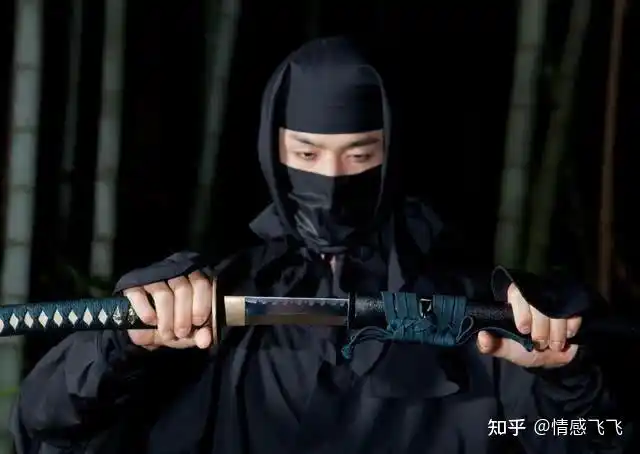 大量网友给青簪行古装剧出招采用蒙面人套路化解吴亦凡镜头这部戏演员