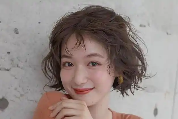 发型|减龄|中长发|短卷发|空气刘海_网易订阅