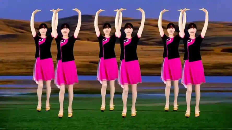 经典老歌广场舞《碎心石》谢军演唱,好听醉了!