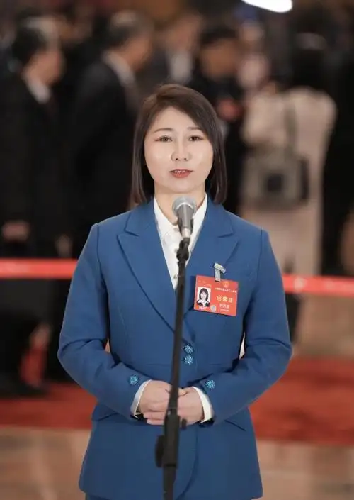 图集丨第二场代表通道集中采访活动举行_四川在线