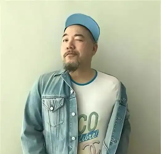 后来的一段时间里,杨千嬅和黄伟文都没有再次合作.