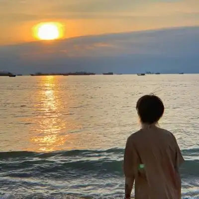 不够爱 任何距离 都是难平的山海 #男头_男生头像_我要个性网