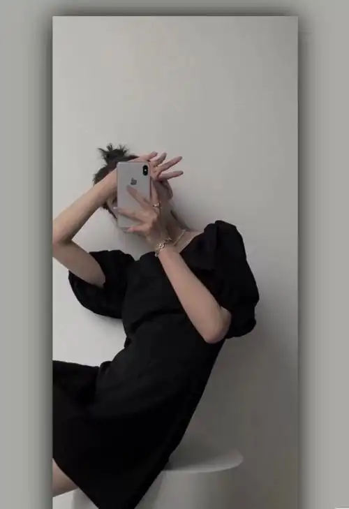 高冷女神ins壁纸|过去的时光就像插在身上的刺日子越久越疼