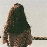 女生非主流头像背影_在岁月风尘里的女生背影_微信头像图片大全