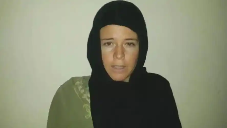 囚禁18个月的美国救援人员kayla mueller一名被is伊斯兰国恐怖分子