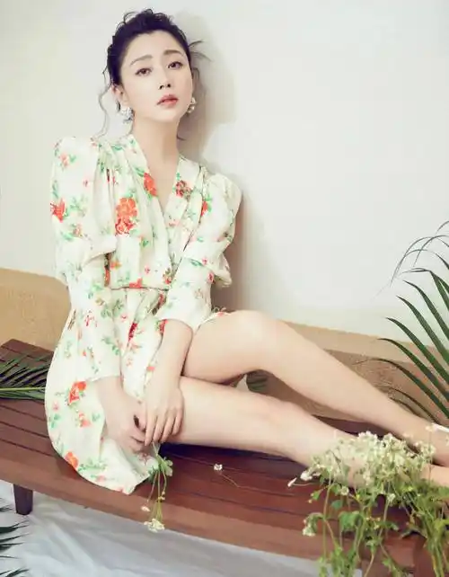 演员殷桃,感情一波三折,42岁靠缘分结婚_孙东海_李小冉_表演