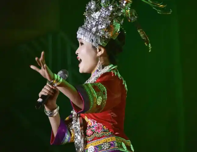 女民歌金姗姗艺术简介