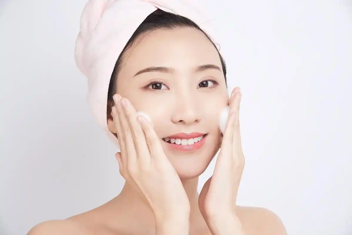 抗辐射摆脱电脑肌 上班族护肤的策略是什么__凤凰网