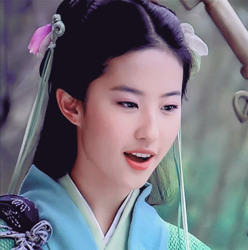 我愿称之为刘亦菲版的赵灵儿就是赵灵儿本灵