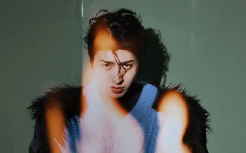 蔡徐坤杂志写真帅气高清壁纸图片