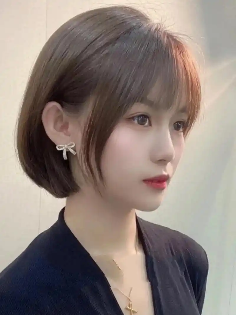 推荐齐耳短发 超a短发可扎可放 搭配法式刘海,这个短发发型,既能突出